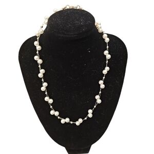 NIB White Faux Pearl and Gold Choker necklace